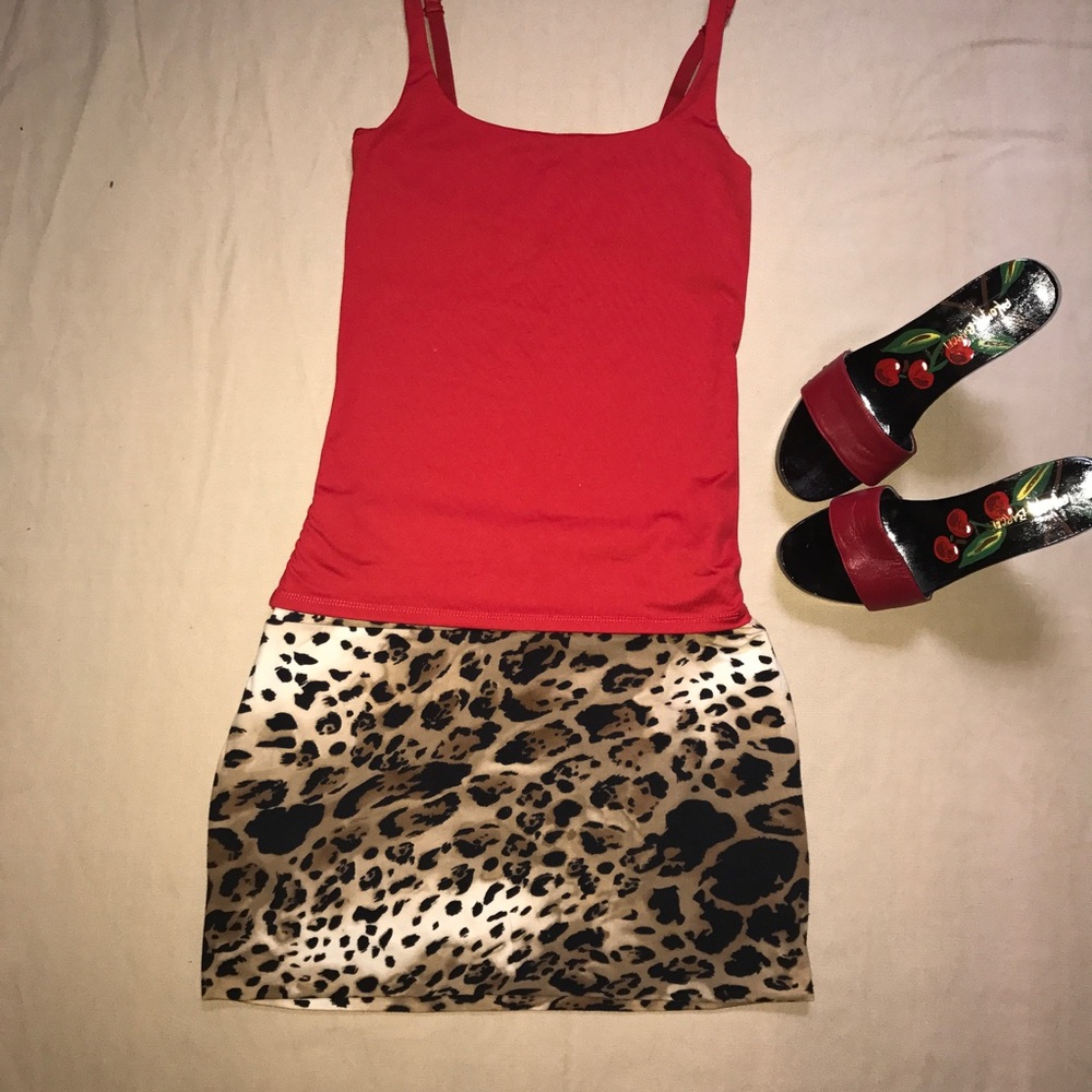 NWT* Body Central Bodycon Skirt